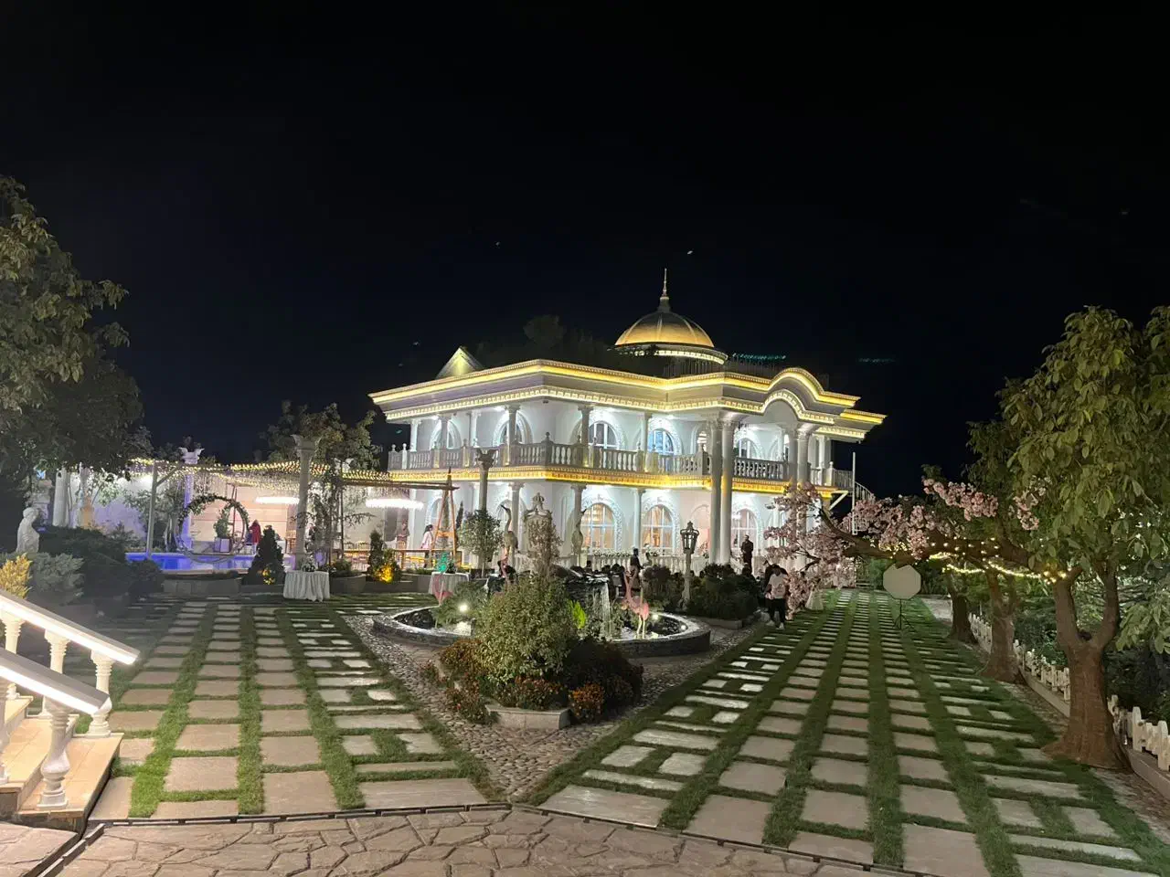 باغ عمارت  باغ تالار شرق تهران|خدمات پذیرایی، مراسم|تهران, تهرانپارس شرقی|دیوار