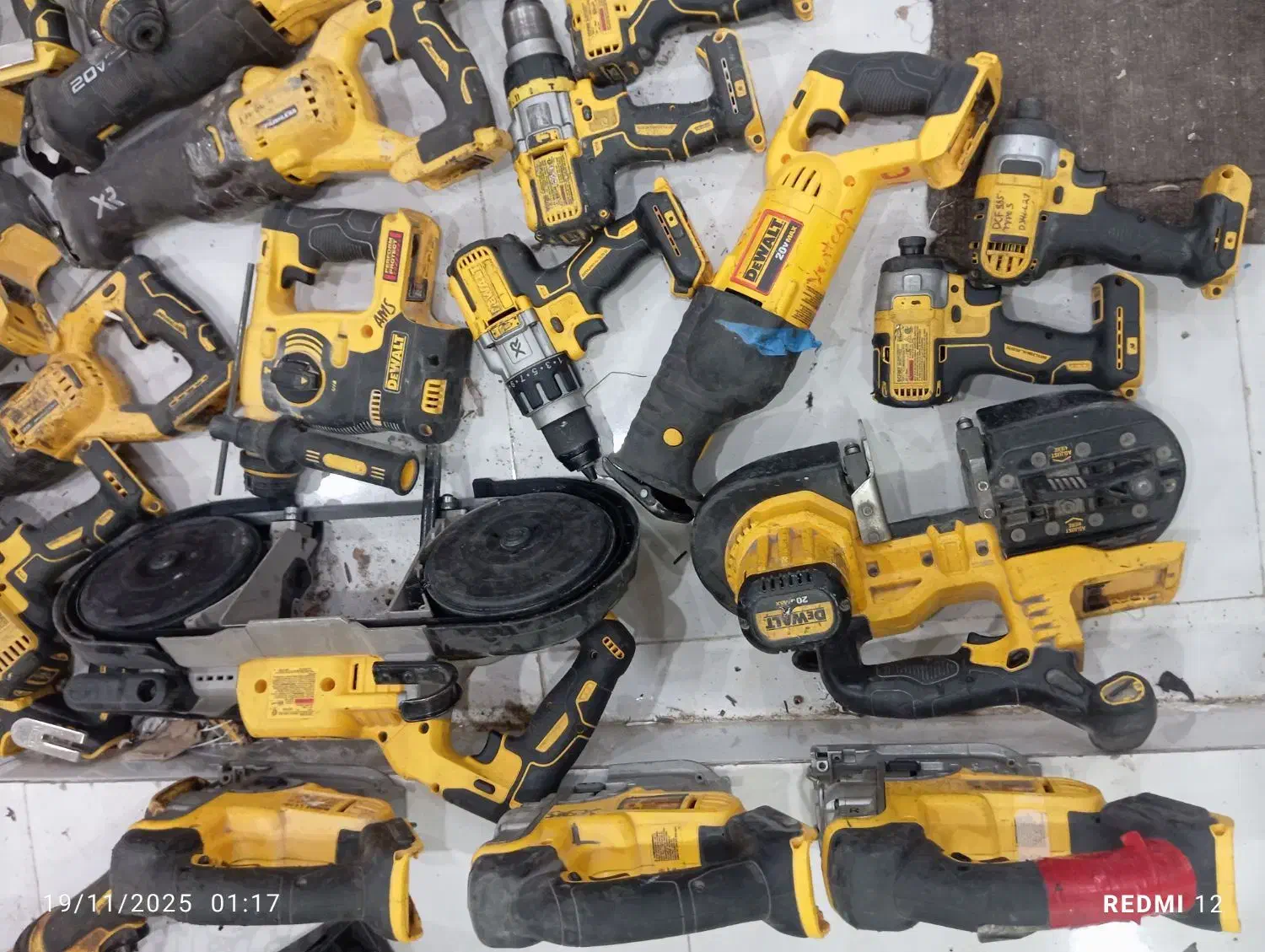 دیوالت|ماشین‌آلات صنعتی|اهرم, |دیوار