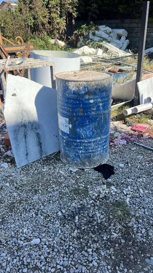 فروش بشکه و چهار پایه و تخته زیر کار بنایی|مصالح و تجهیزات ساختمان|سلمانشهر, |دیوار