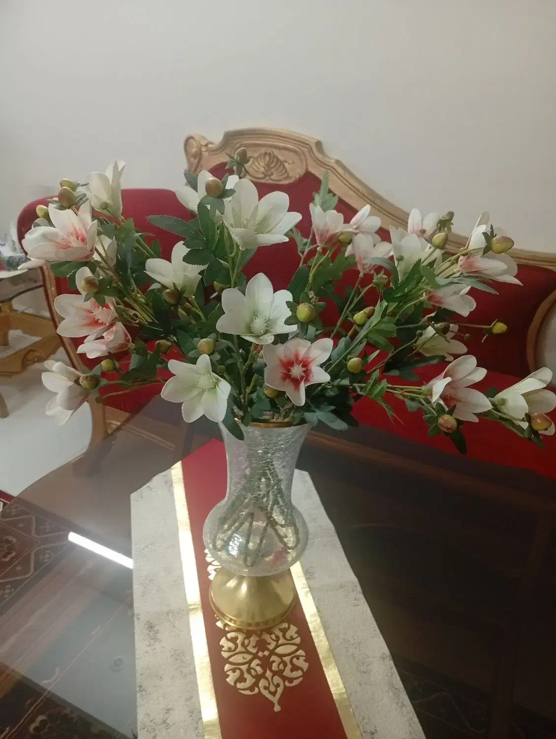 گل و گلدان|گل مصنوعی|شاهین‌شهر, طالقانی|دیوار