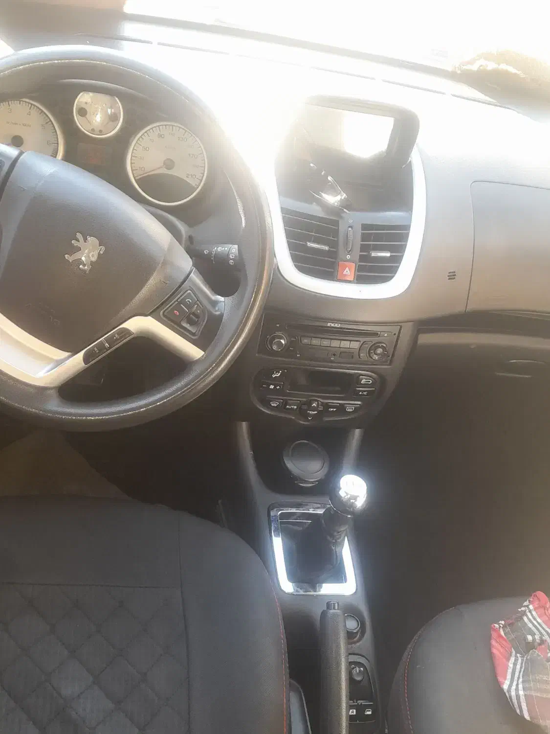 ۲۰۷مدل۹۷ ماشین سالم کم کار|خودرو سواری و وانت|ورامین, ورامین|دیوار