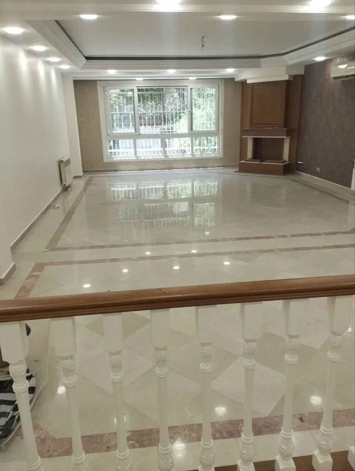 کفسابی واحد سنگ مدرسه کفساب پارکینگ کف سابی پله|خدمات نظافت|کرج, شاهینویلا|دیوار