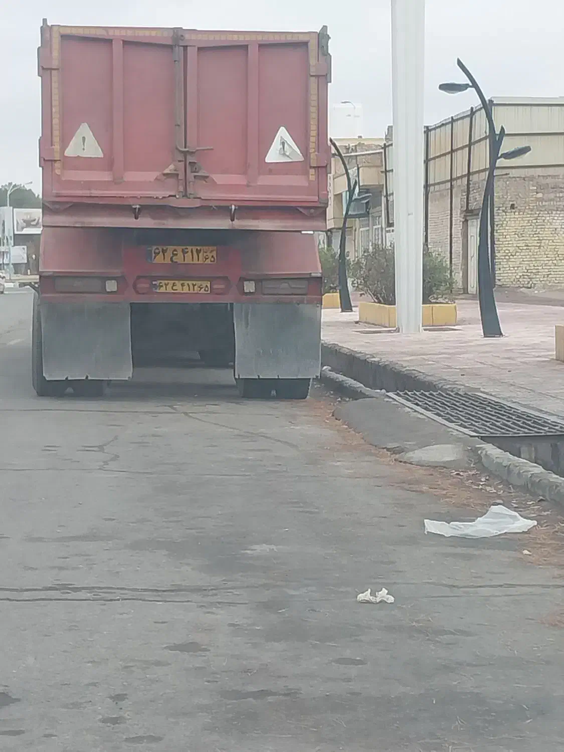 کمپرسی ده پیچ دومحور|خودرو سنگین|انار, |دیوار