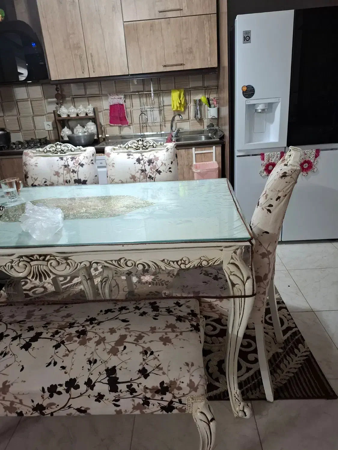 میز نهار خوری|کافی‌شاپ و رستوران|همدان, |دیوار