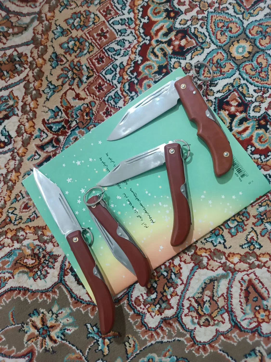 فروش چاقو|کلکسیون اشیاء عتیقه|سقز, |دیوار