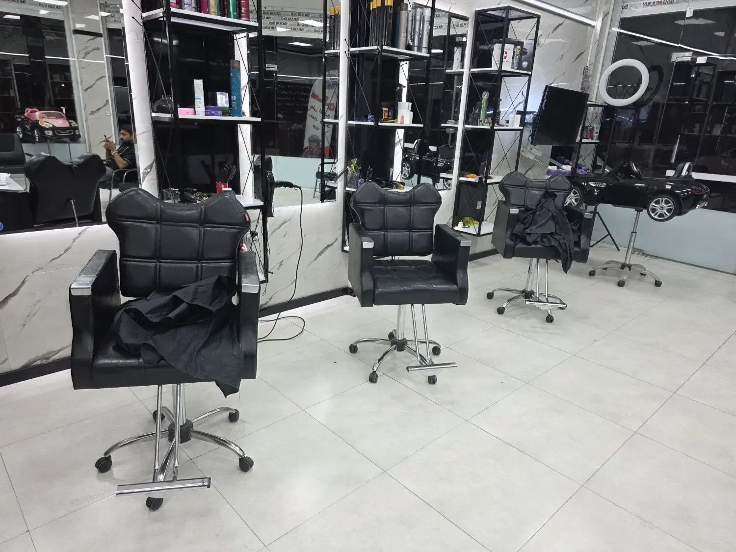 صندلی ارایشگاه صندلی کودک|آرایشگاه و سالن‌های زیبایی|کرمان, |دیوار