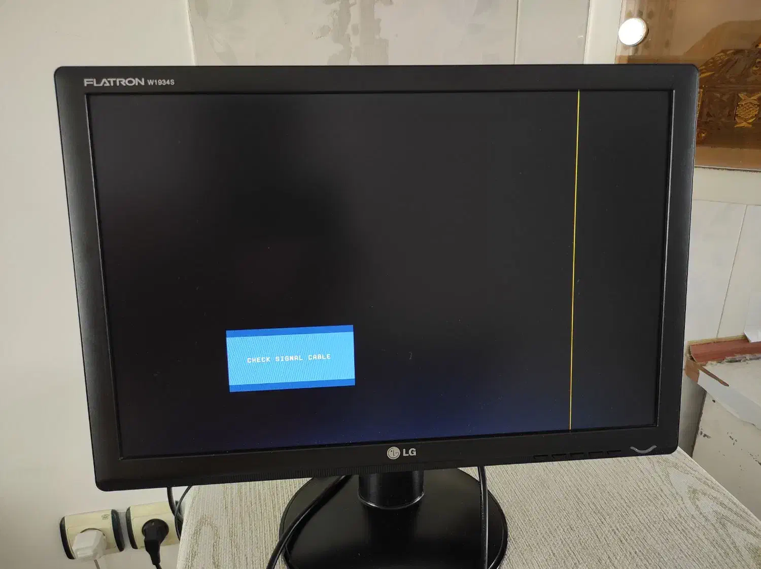 مانیتور کامپیوتر ۱۹ اینچ|قطعات و لوازم جانبی رایانه|سقز, |دیوار