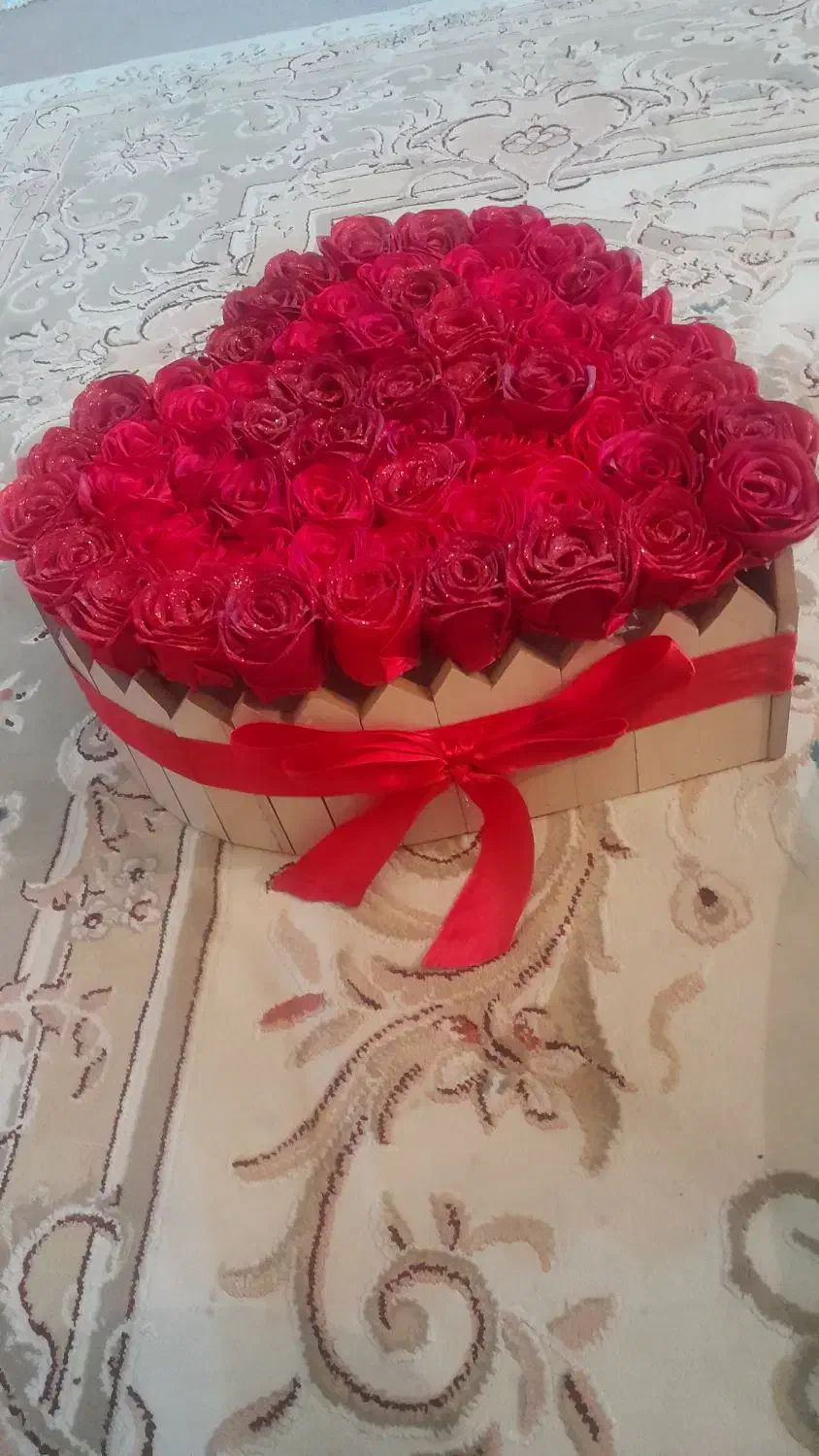 گل روبانی ۶۰ شاخه|گل مصنوعی|تبریز, |دیوار