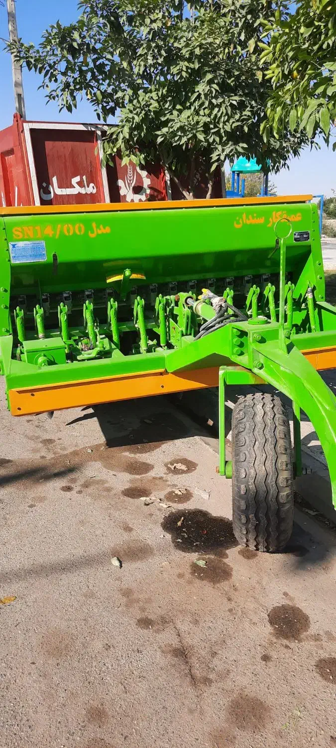 ردیفکار ۱۴ ردیفه خشک سندان|ماشین‌آلات صنعتی|گنبد کاووس, |دیوار