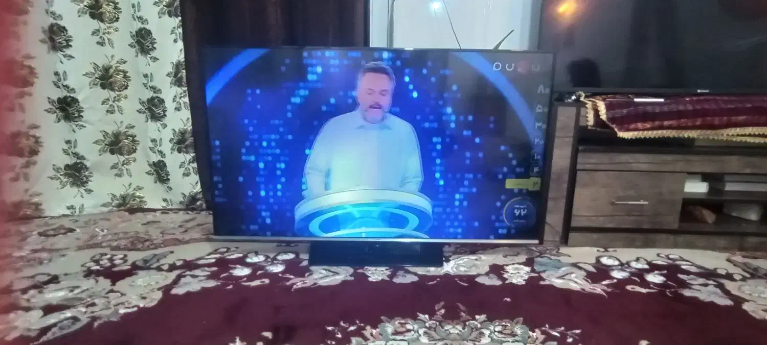 تلویزیون 48اینچ سامسونگ|تلویزیون و پروژکتور|پاکدشت, پارچین|دیوار