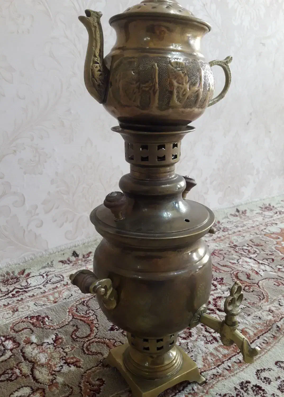 سماور و قوری برنجی|سماور، چای‌ساز، قهوه‌ساز|کرمان, |دیوار