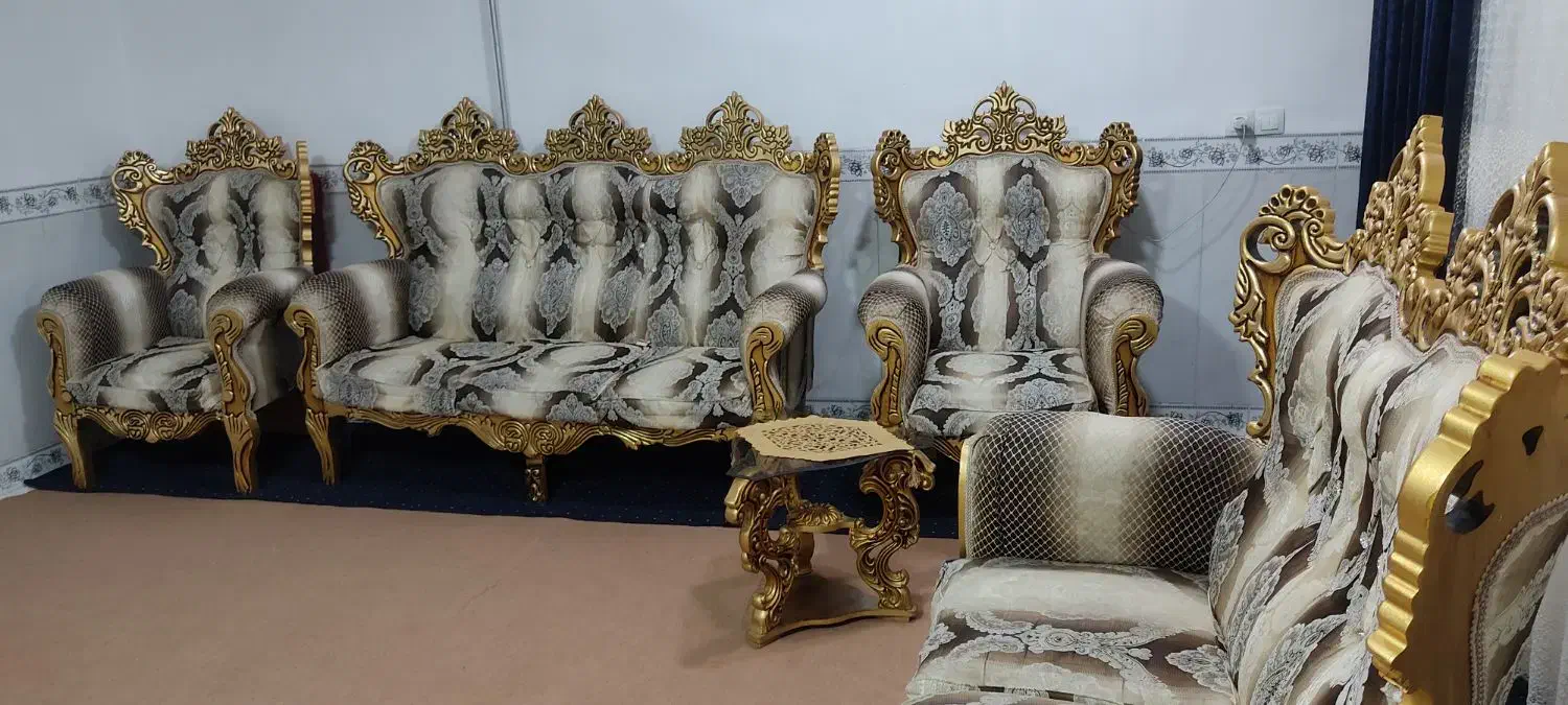 یک دست مبل سلطنتی طلایی|مبلمان خانگی و میز عسلی|جوانرود, |دیوار