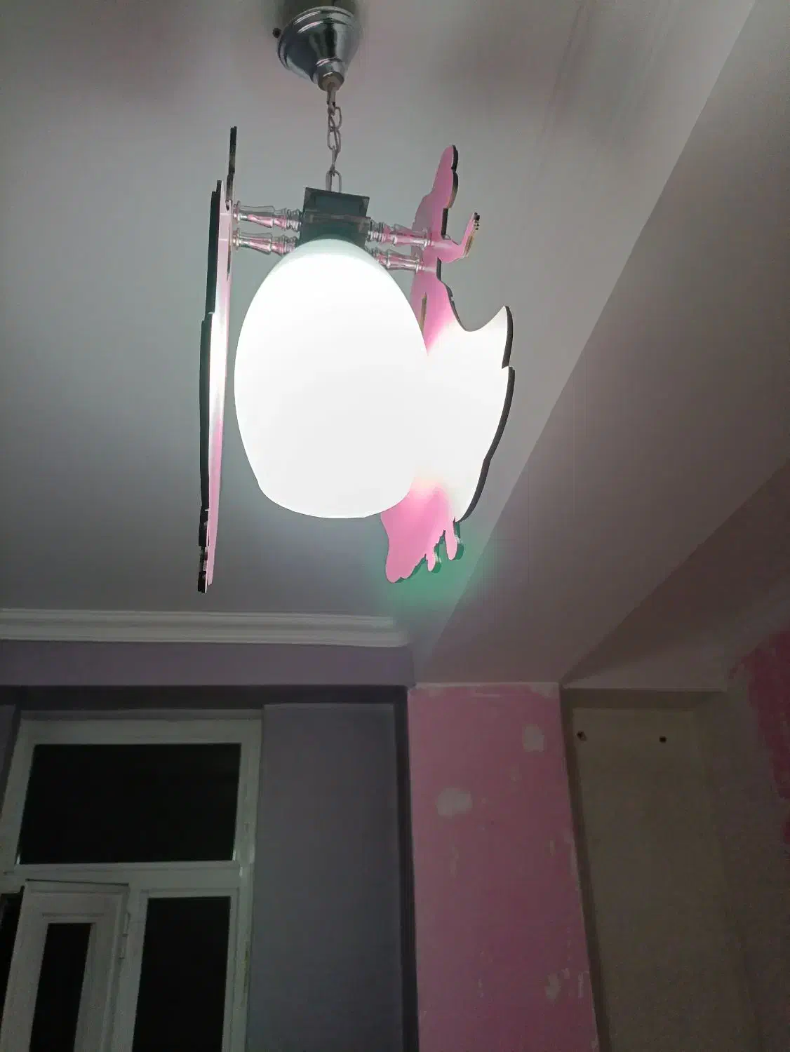 لوستر تکی ساده و طرح کودک|لوستر و چراغ آویز|تبریز, |دیوار