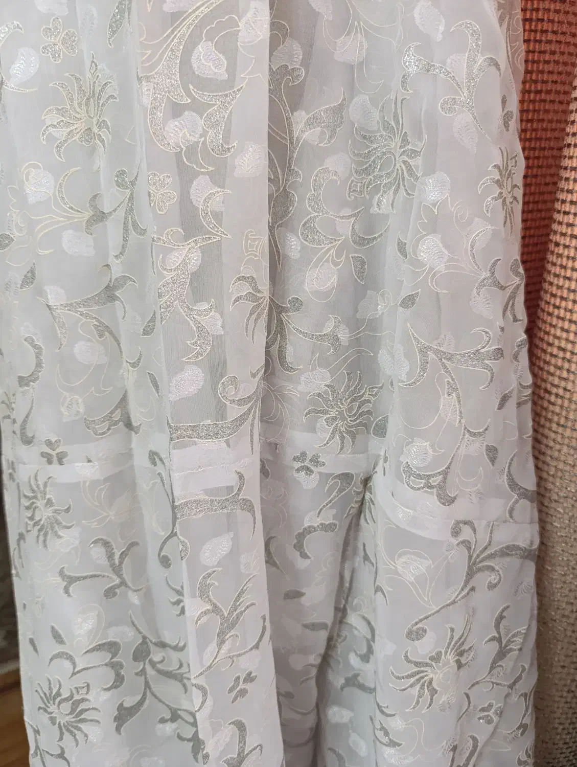 چادر عروس|لباس|رودهن, |دیوار