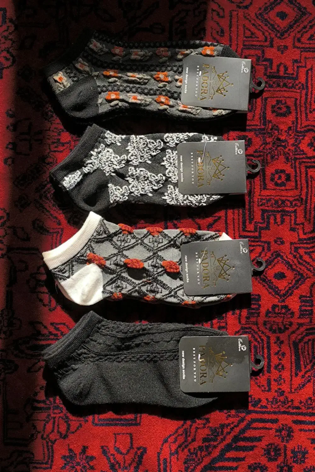 جوراب گل گلی|لباس|اراک, |دیوار