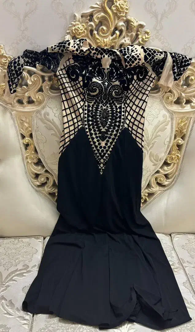 لباس نونو|لباس|کهریزک, |دیوار