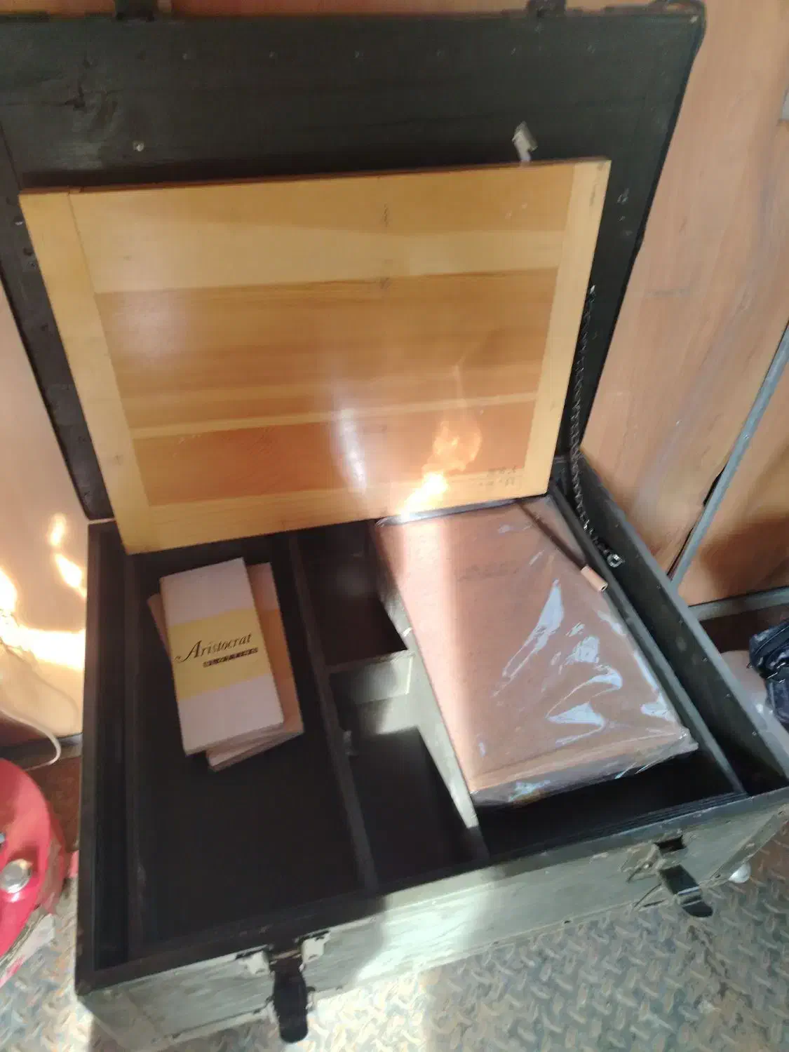 جعبه مهندسی ولوازم تحریر عتیقه|کلکسیون اشیاء عتیقه|خاوران, |دیوار