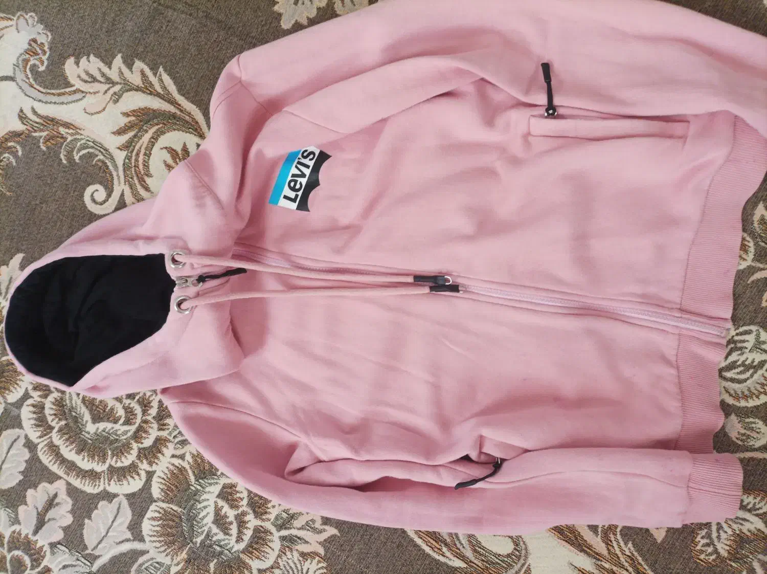 کاپی کلاه|لباس|بروجرد, |دیوار