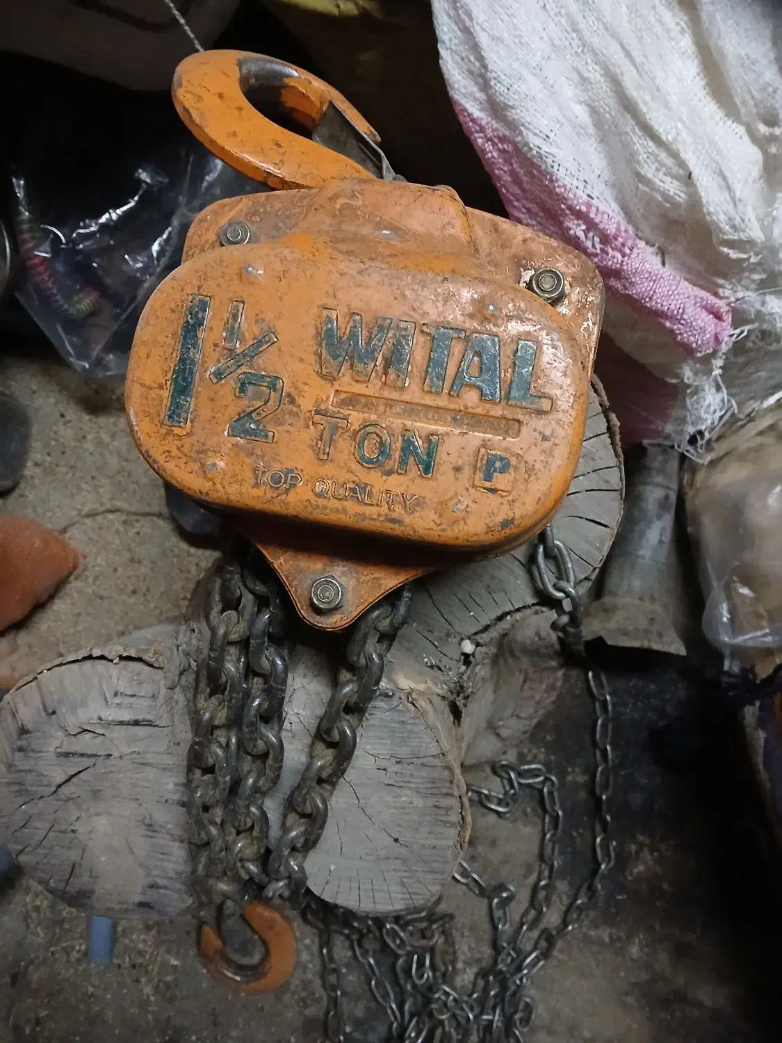 جرثقیل دستی|ابزارآلات|قم, باغ کرباسی|دیوار