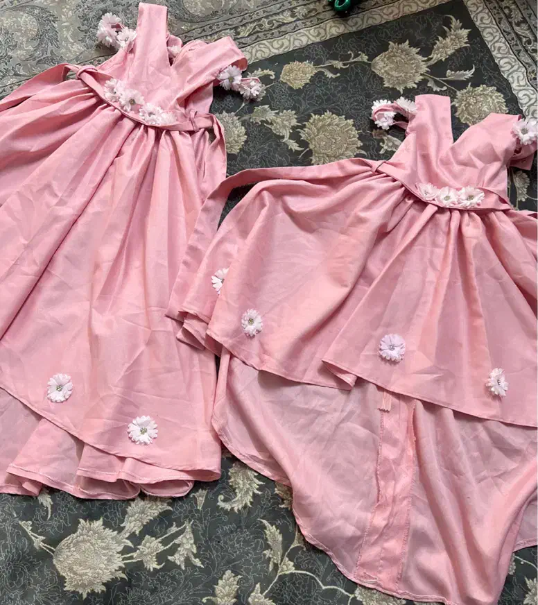 لباس دخترانه ۴سال و۹سال|کفش و لباس بچه|تربت جام, شهرک آزادگان|دیوار