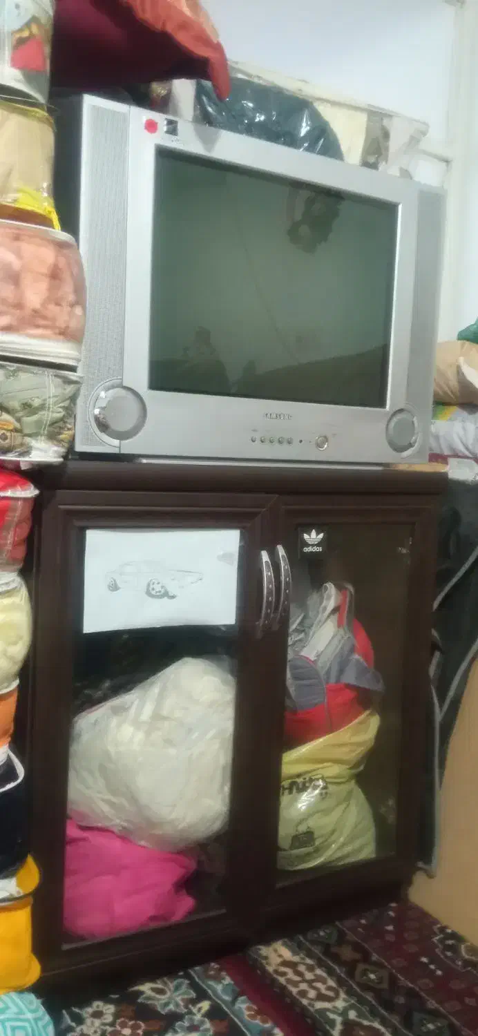 تلویزیون ۲۱ اینچ|تلویزیون و پروژکتور|ملایر, |دیوار