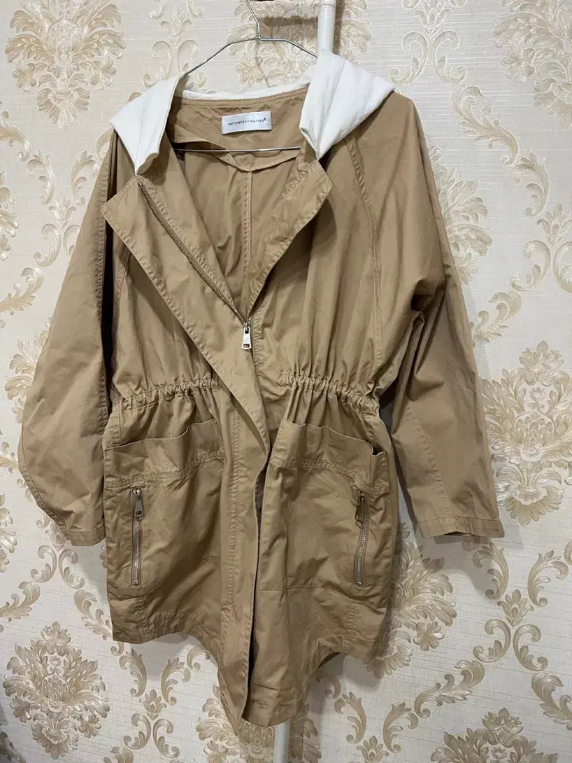 بارونی خارجی در حد نو|لباس|لاهیجان, شیخ زاهد|دیوار