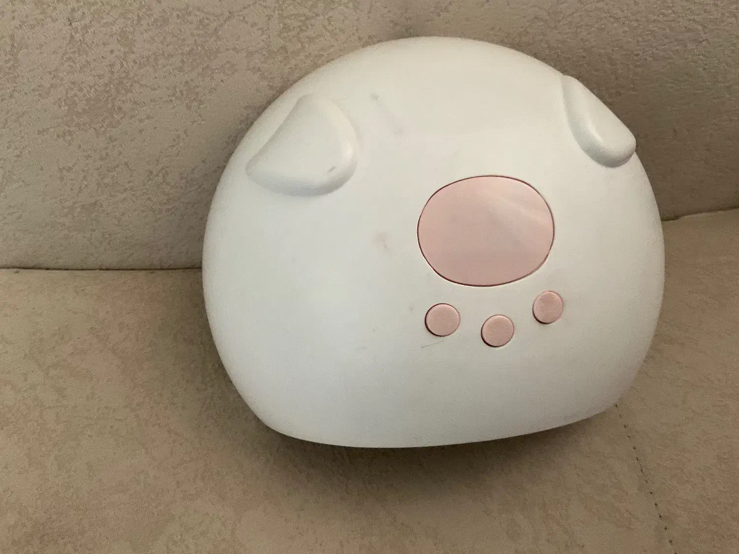 یووی|آرایشگاه و سالن‌های زیبایی|برازجان, |دیوار