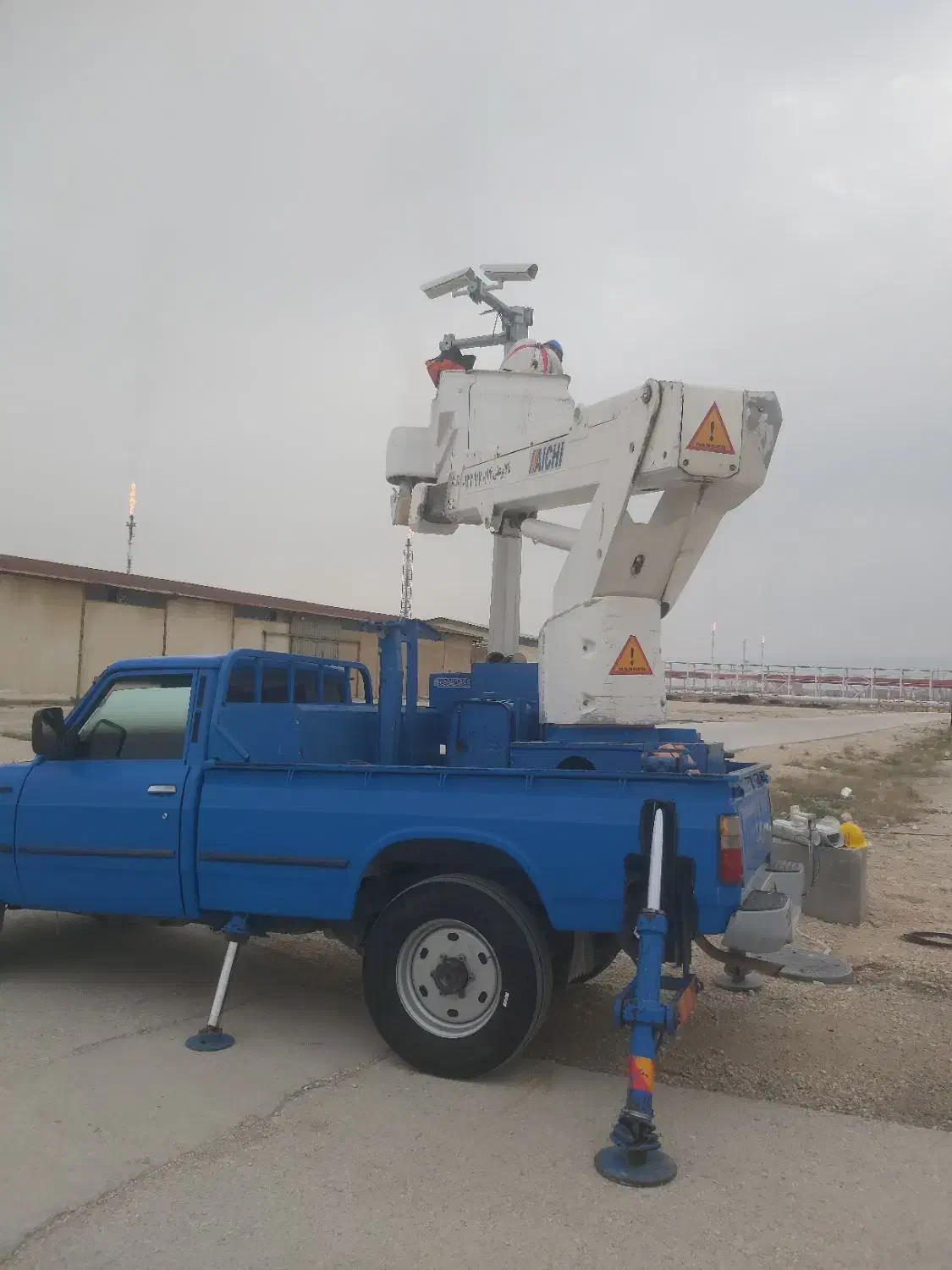 نیسان بالابر|خدمات پیشه و مهارت|مهر, |دیوار