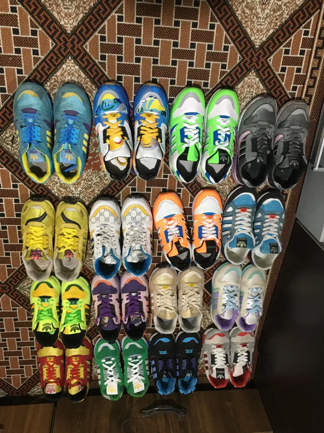 کفش ادیداس درحد|کیف، کفش، کمربند|چالوس, |دیوار