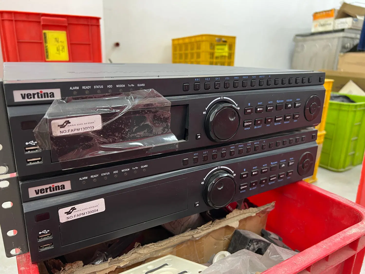 دوربین مداربسته Hikvion و Vertina DVR (کارکرده(|دوربین مداربسته|تهران, چیتگر جنوبی|دیوار
