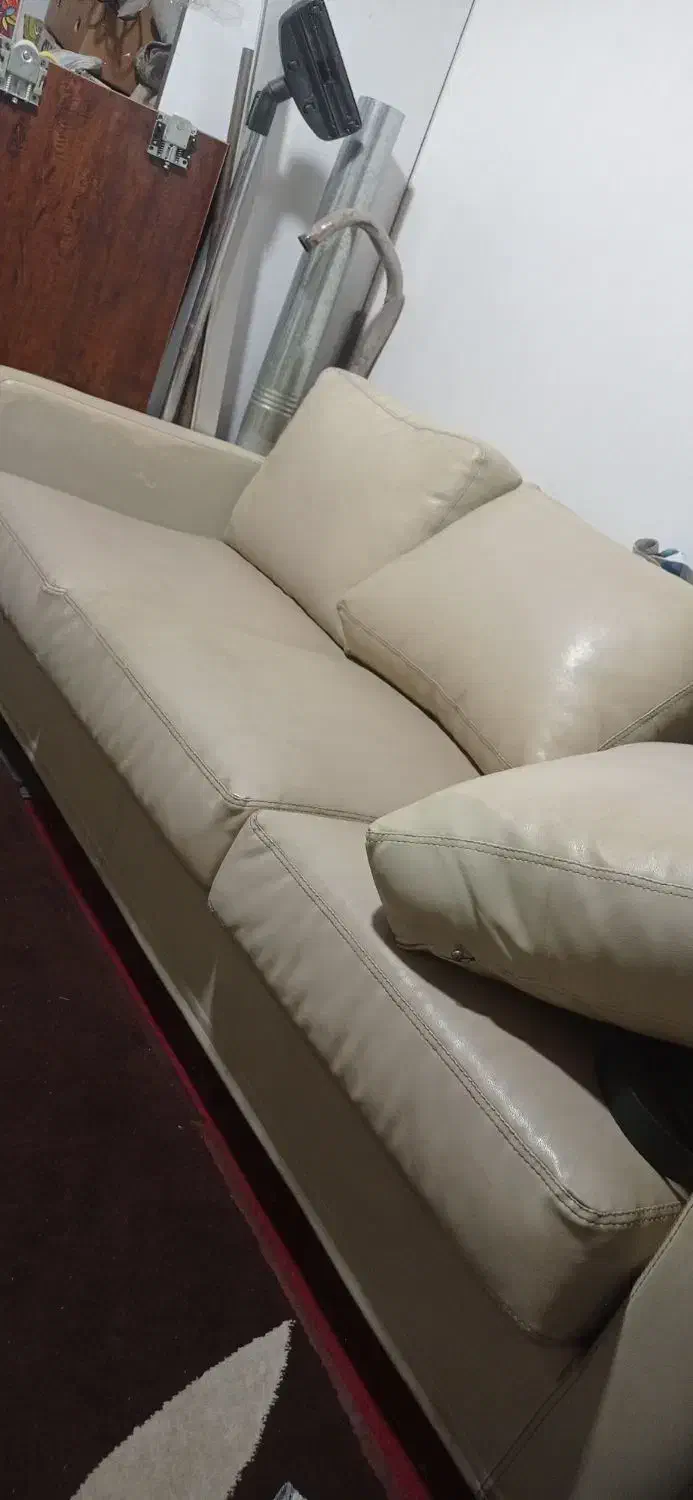 فروش فوری مبل راحتی5نفره|مبلمان خانگی و میز عسلی|بومهن, |دیوار