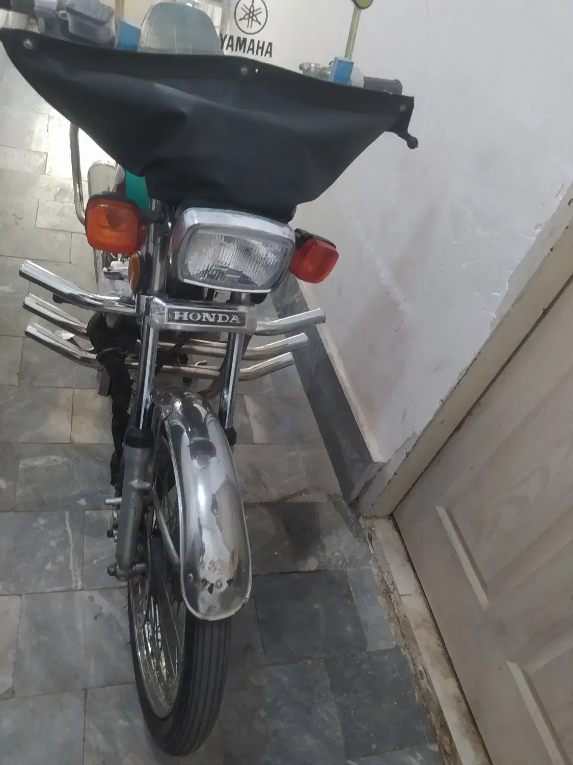 هندا 125 سالم آلبالویی پلاک قدیم مدل 82|موتورسیکلت|بهارستان, |دیوار