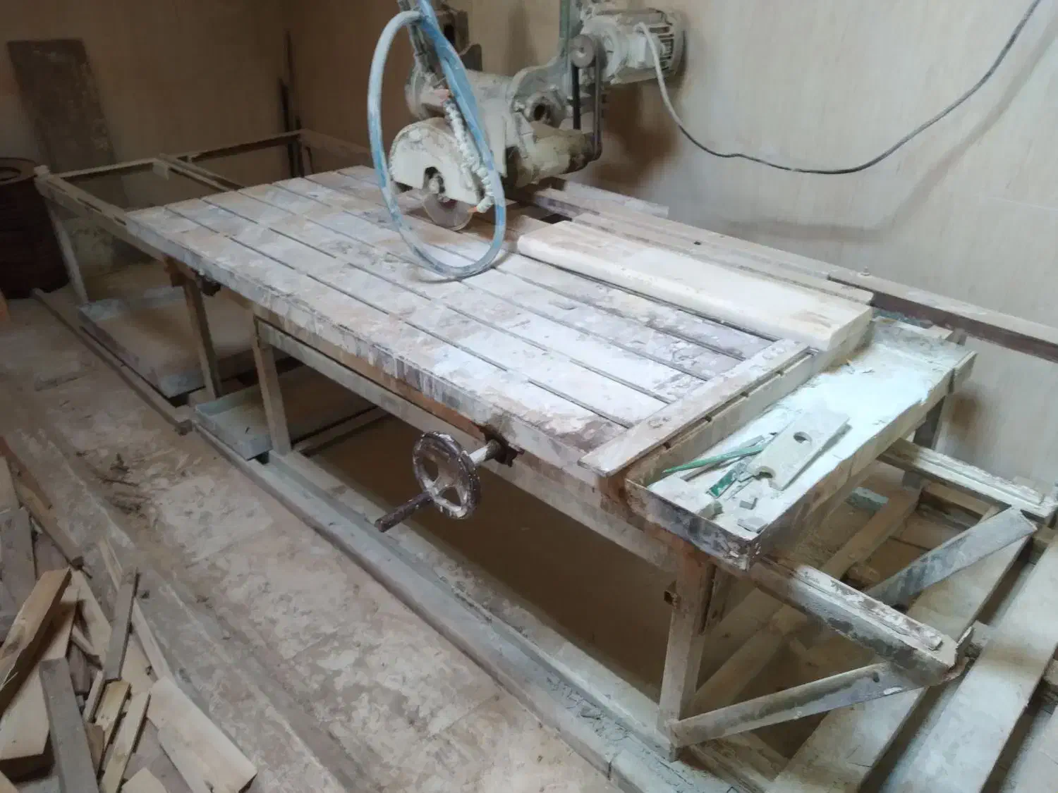 دستگاه برش سنگ پرس آبی|ماشین‌آلات صنعتی|اصفهان, گورت|دیوار