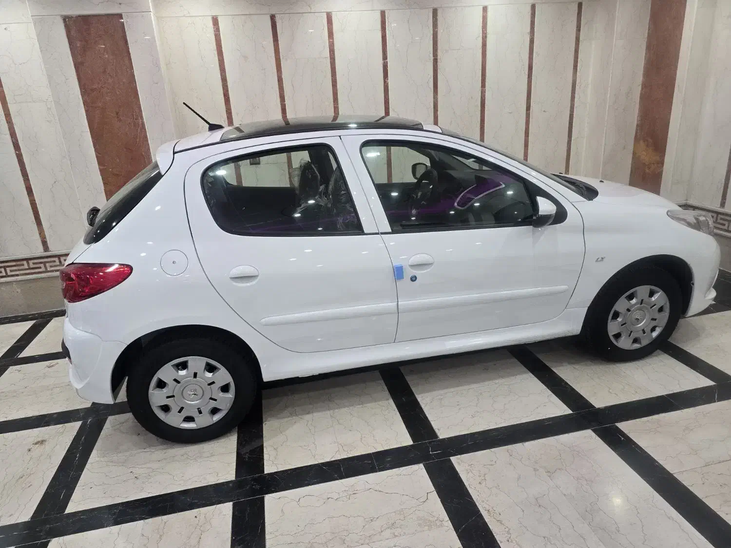 ۲۰۷ سقف پانوراما دنده|خودرو سواری و وانت|تهران, سازمان برنامه شمالی|دیوار