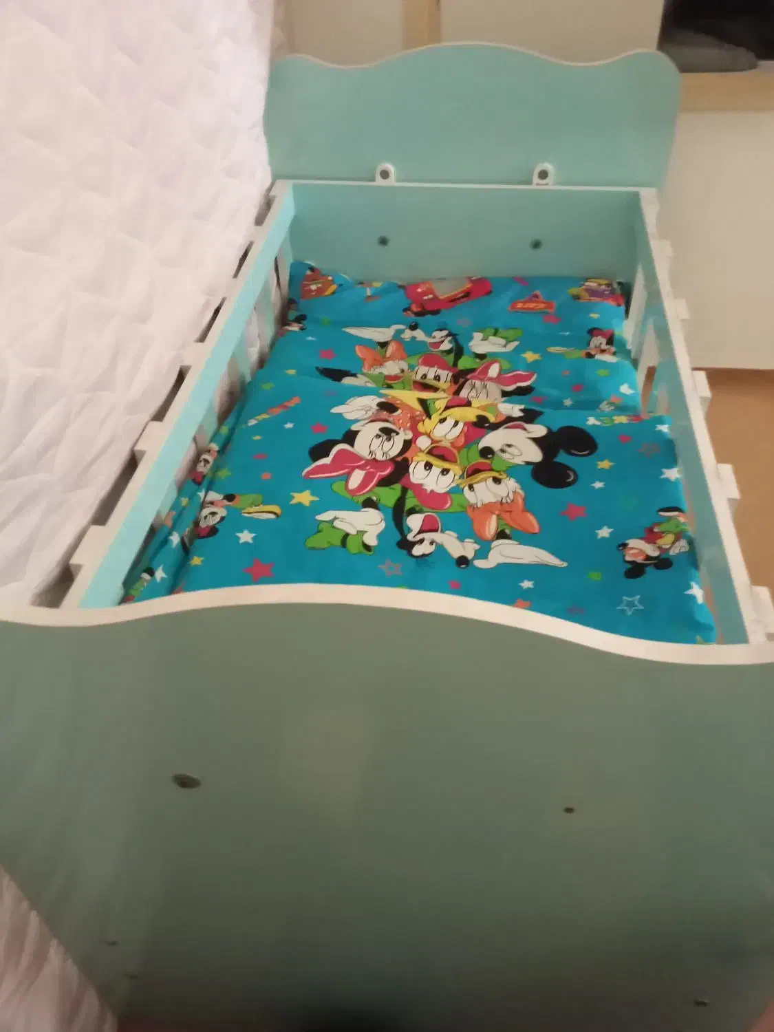 تخت کمد بچه تر تمیز بخاطر بچه ام بزرگ شده میفروشم|تخت و صندلی بچه|خلخال, |دیوار