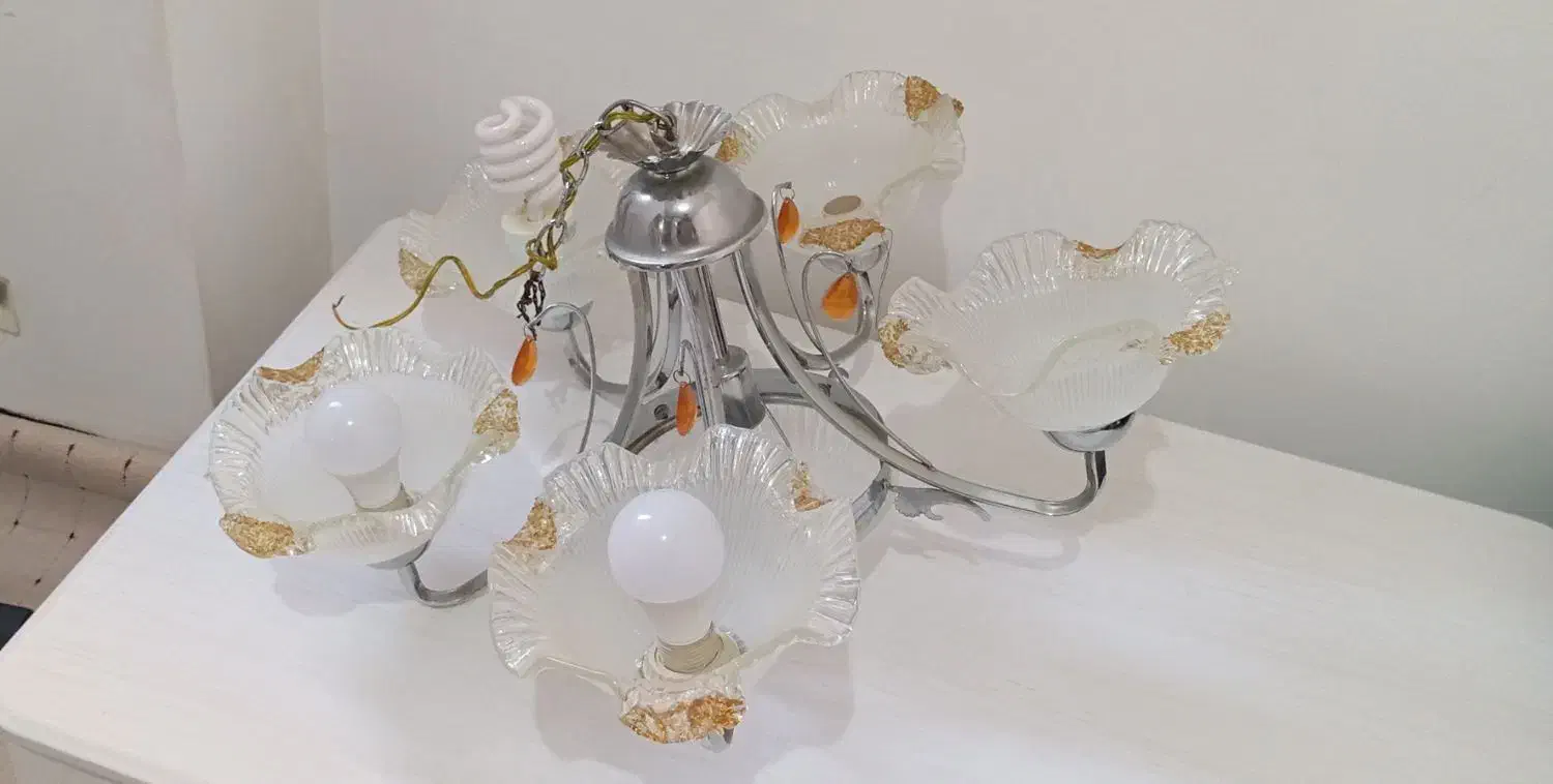 لوستر تمیز سالم سالم|لوستر و چراغ آویز|آبدانان, |دیوار