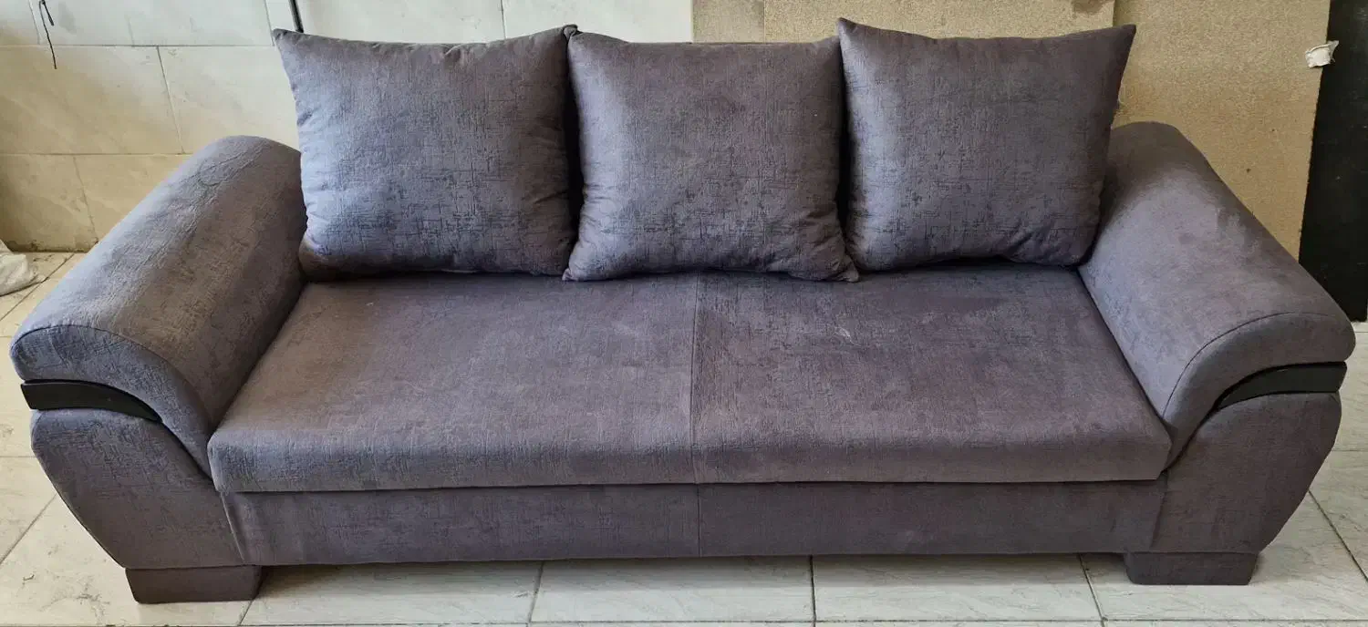 مبل سه نفره ، تعمیر کامل با ضمانت|مبلمان خانگی و میز عسلی|کرمان, |دیوار