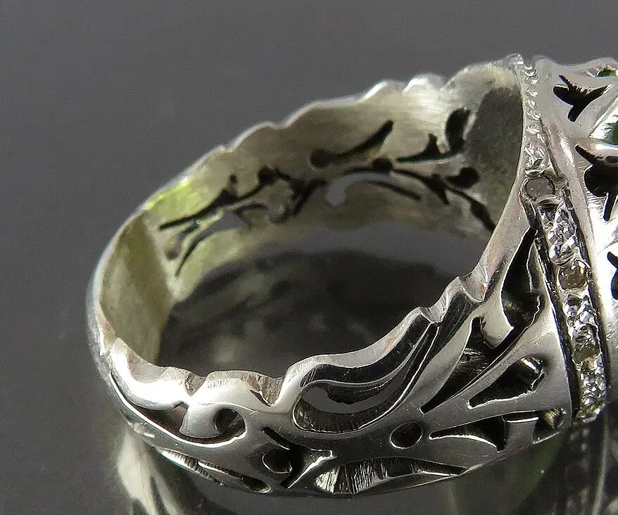 انگشتر زبرجد آفریقایی اصل همراه با 10 برلیان اصل|جواهرات|تهران, وردآورد|دیوار