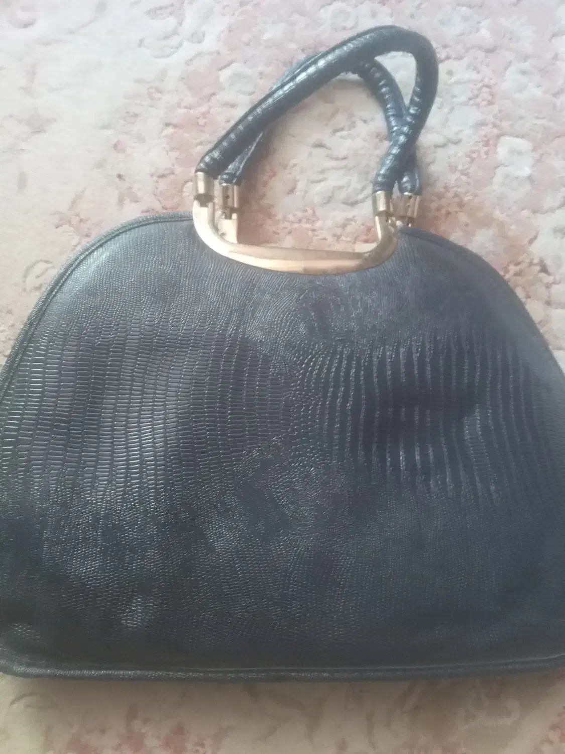 کیف|کیف، کفش، کمربند|قرچک, شهرک طلائیه|دیوار