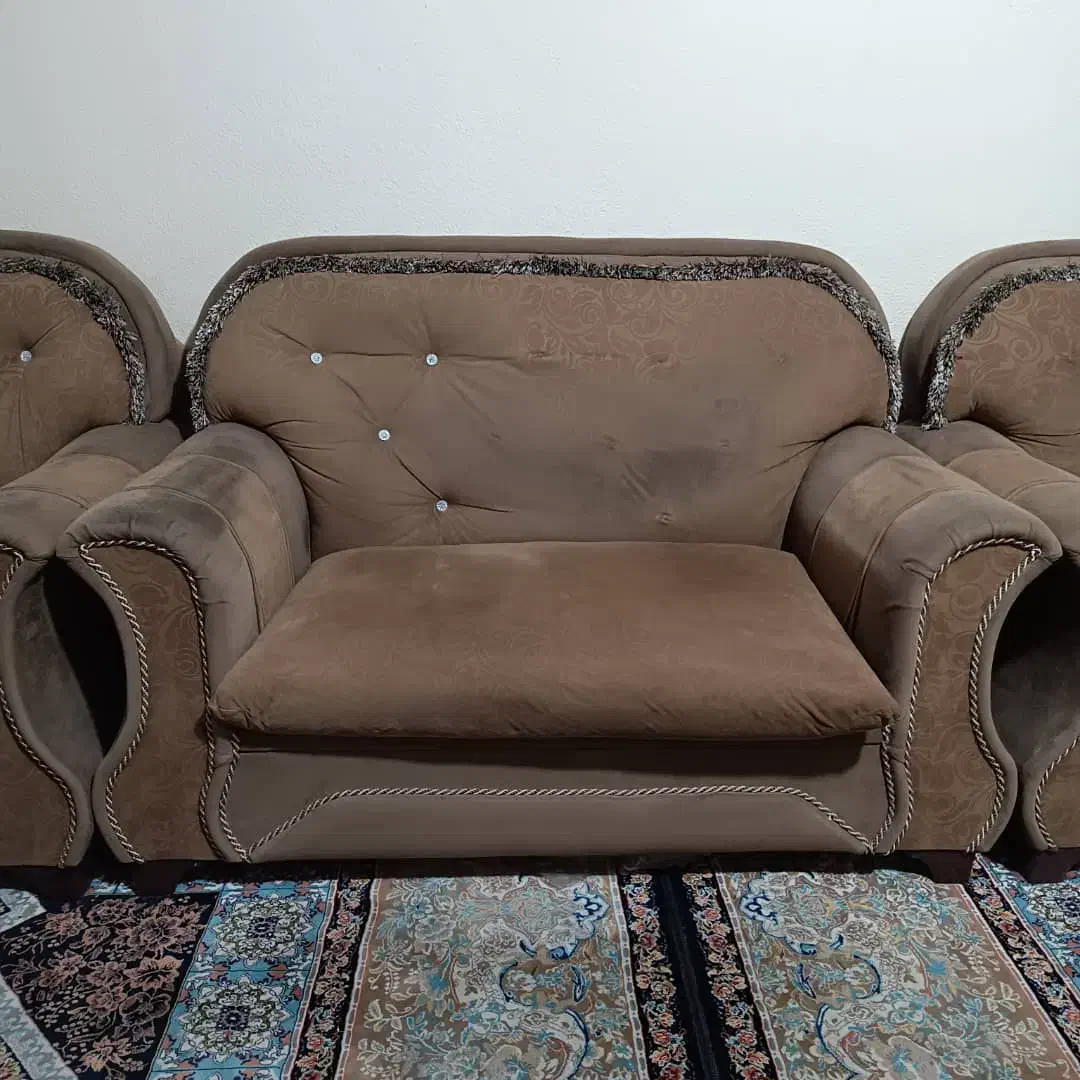 مبلمان ۹ نفره با میز و عسلی|مبلمان خانگی و میز عسلی|تهران, شهید فکوری|دیوار