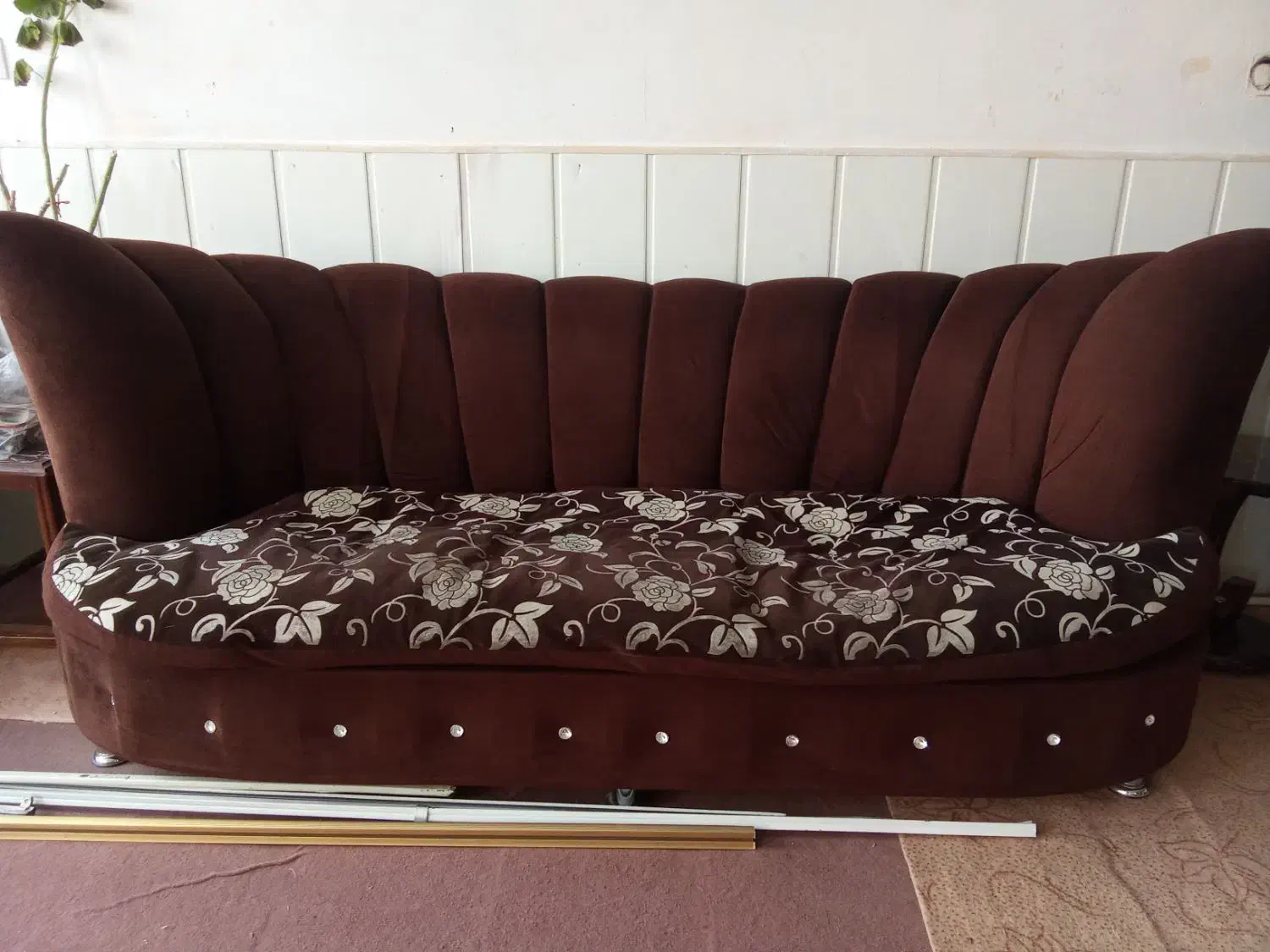 مبلمان و عسلی|مبلمان خانگی و میز عسلی|شیروان (خراسان), |دیوار