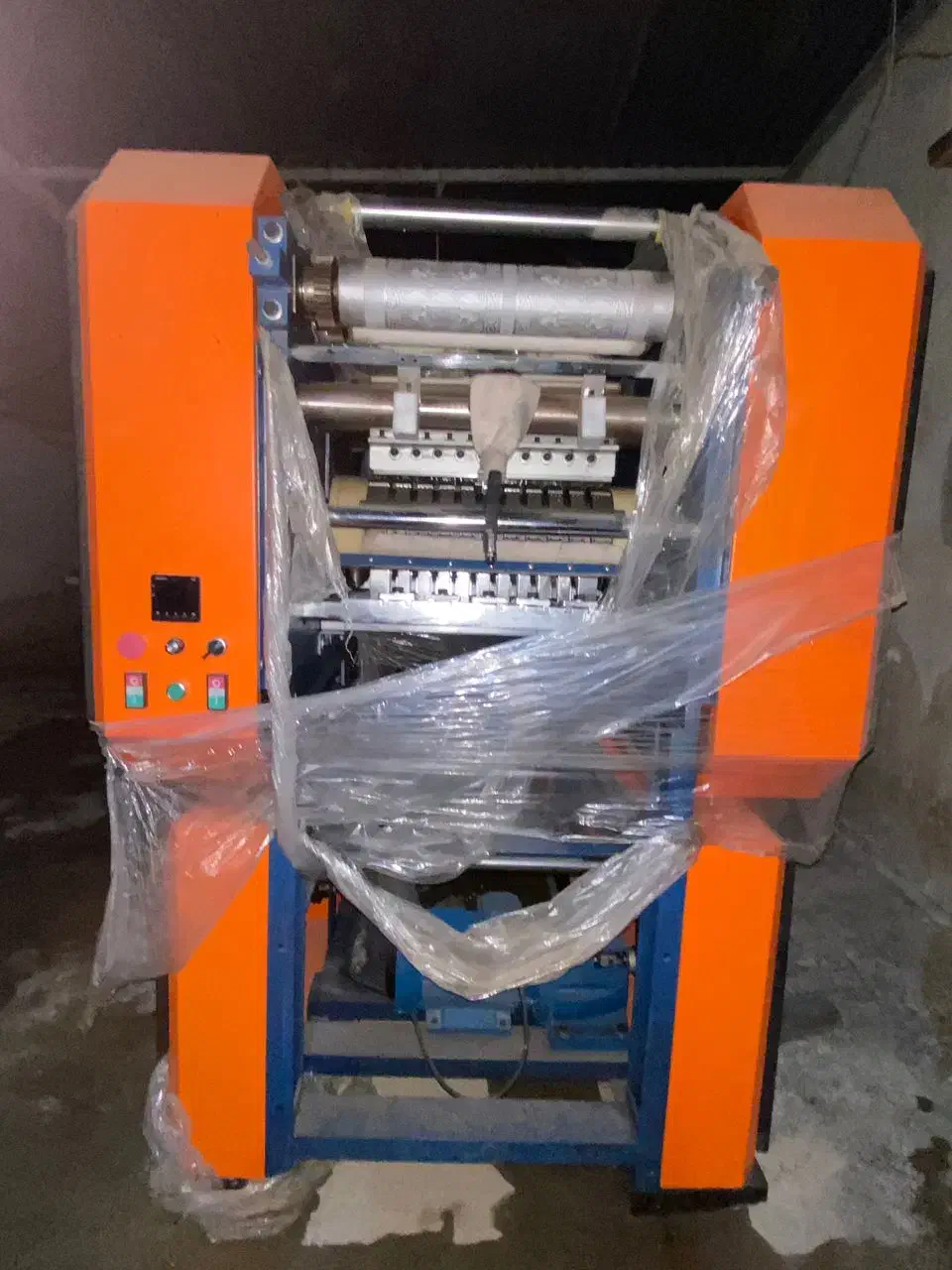 دستگاه دستمال کاغذی و سفره ۳کاره|ماشین‌آلات صنعتی|زنجان, |دیوار