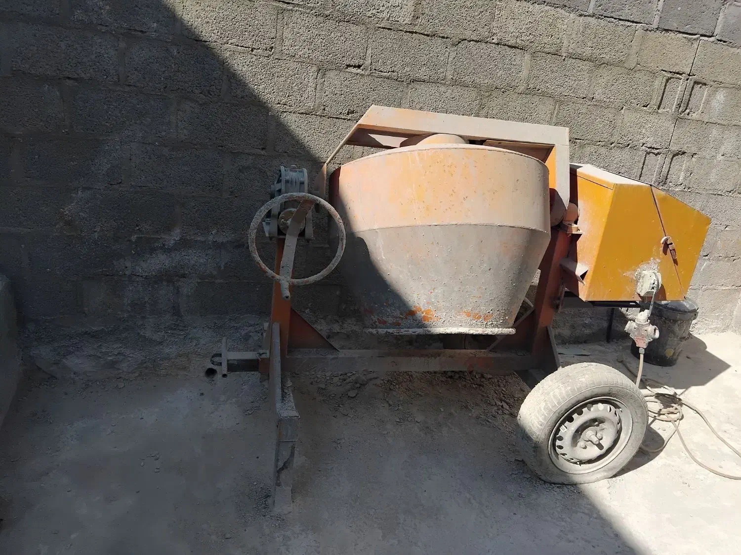 فروش بتونیر(خلاطه) با کیفیت خوب|ماشینآلات صنعتی|گله دار, |دیوار