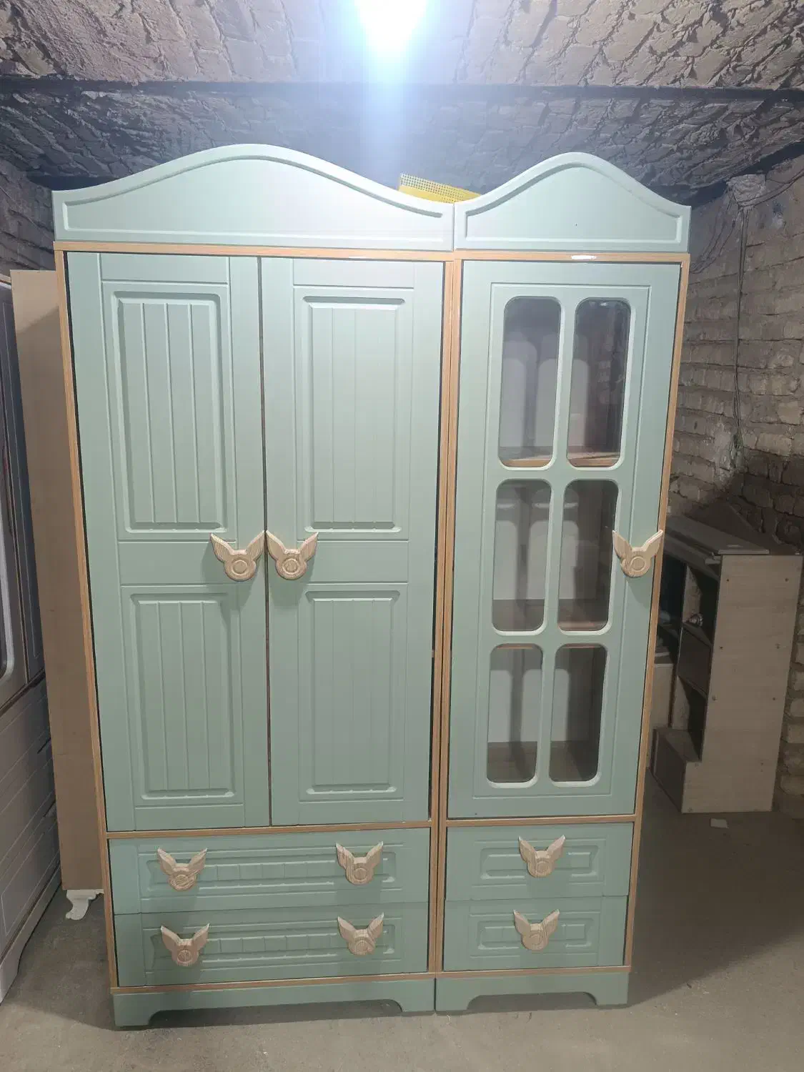 مدل زیبای کلاسیک|تخت و صندلی بچه|قم, شاه ابراهیم|دیوار