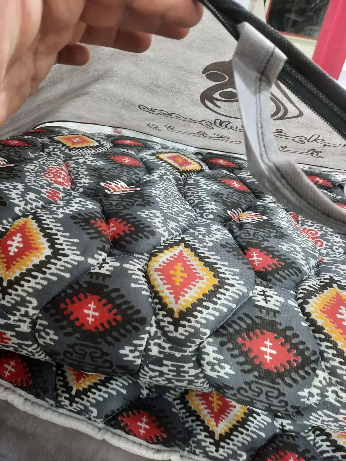 تشک مهمان مسافرتی یکنفره سایز ۸۷×۱۸۵|رختخواب، بالش، پتو|مشهد, سعد آباد|دیوار