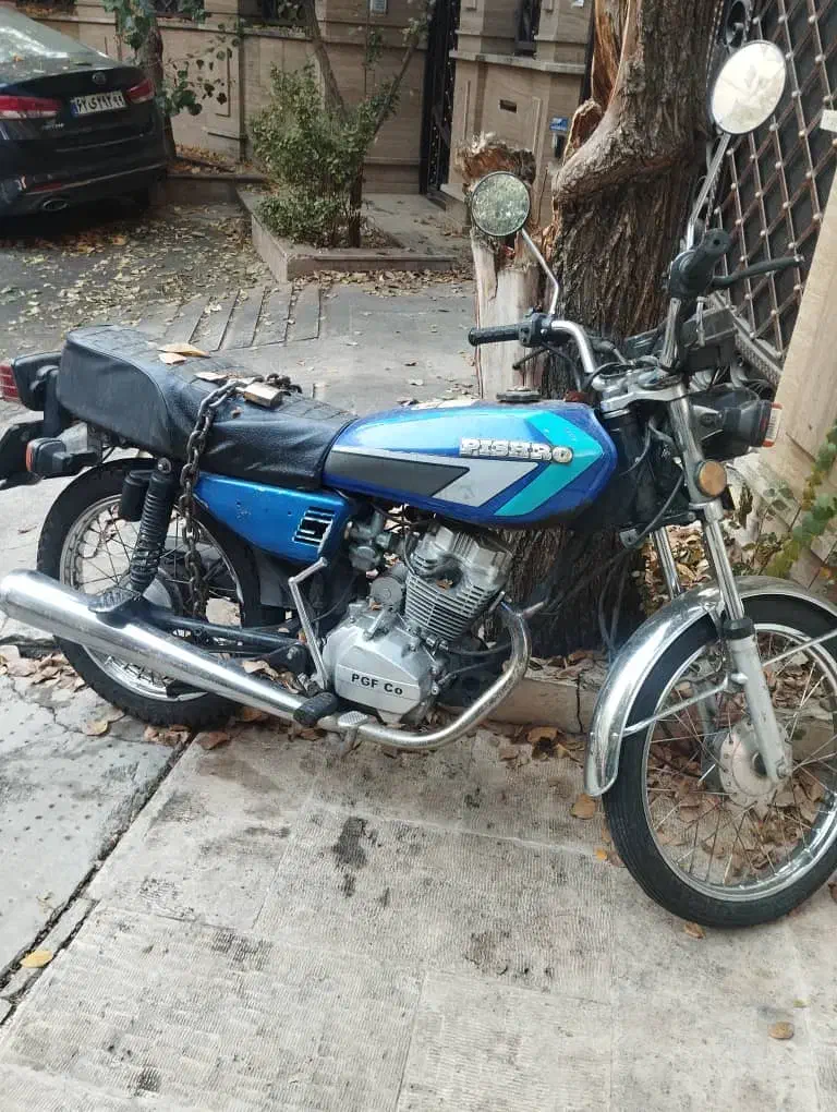 موتور ۱۲۵ استارتی تمیز تخفیف پای معامله|موتورسیکلت|تهران, چیذر|دیوار