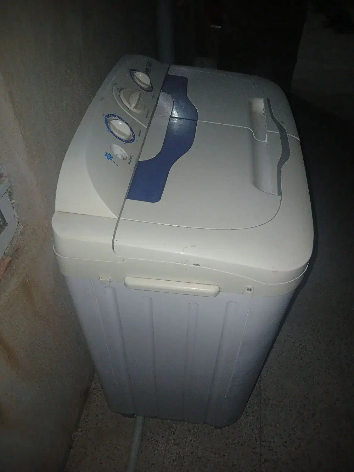 لباسشویی|ماشین لباسشویی و خشک‌کن لباس|زبرخان, |دیوار