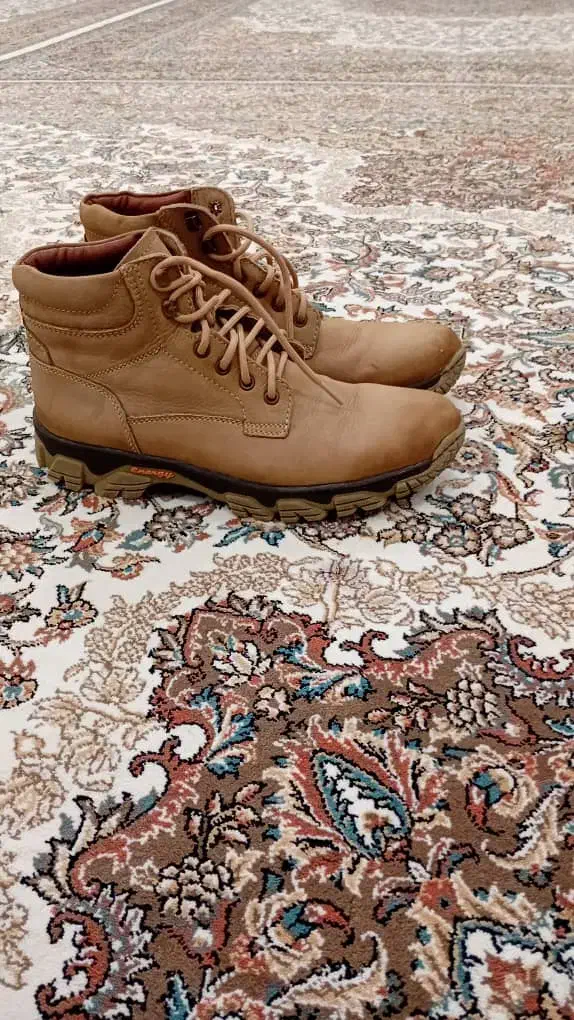 نیم پوت|کیف، کفش، کمربند|سنندج, |دیوار