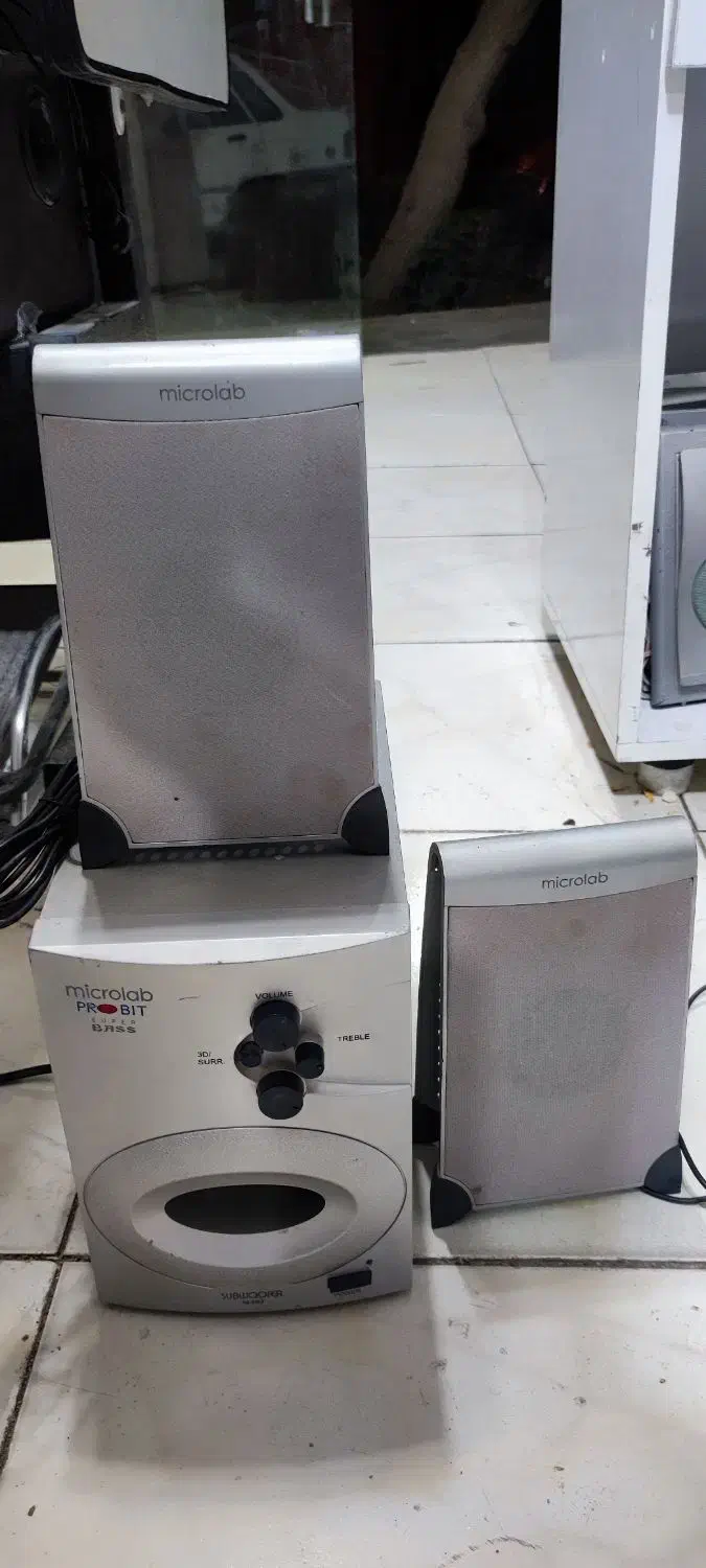 اسپیکر های 3تیکه استوک|قطعات و لوازم جانبی رایانه|مبارکه, |دیوار