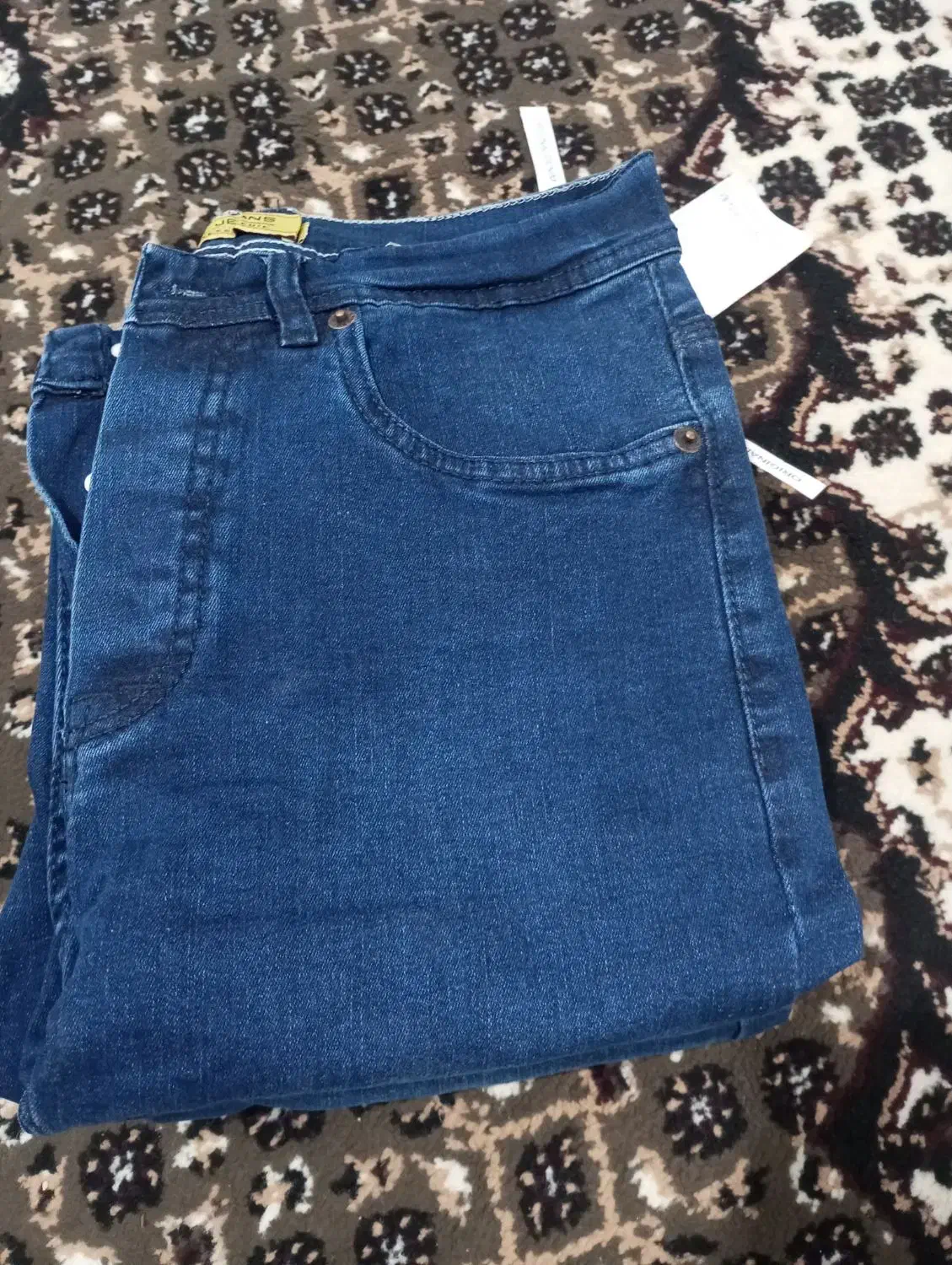 شلوار لی و کتان|لباس|ساری, |دیوار